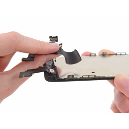 Замена iPhone 5c передней камеры и сенсорного кабеля